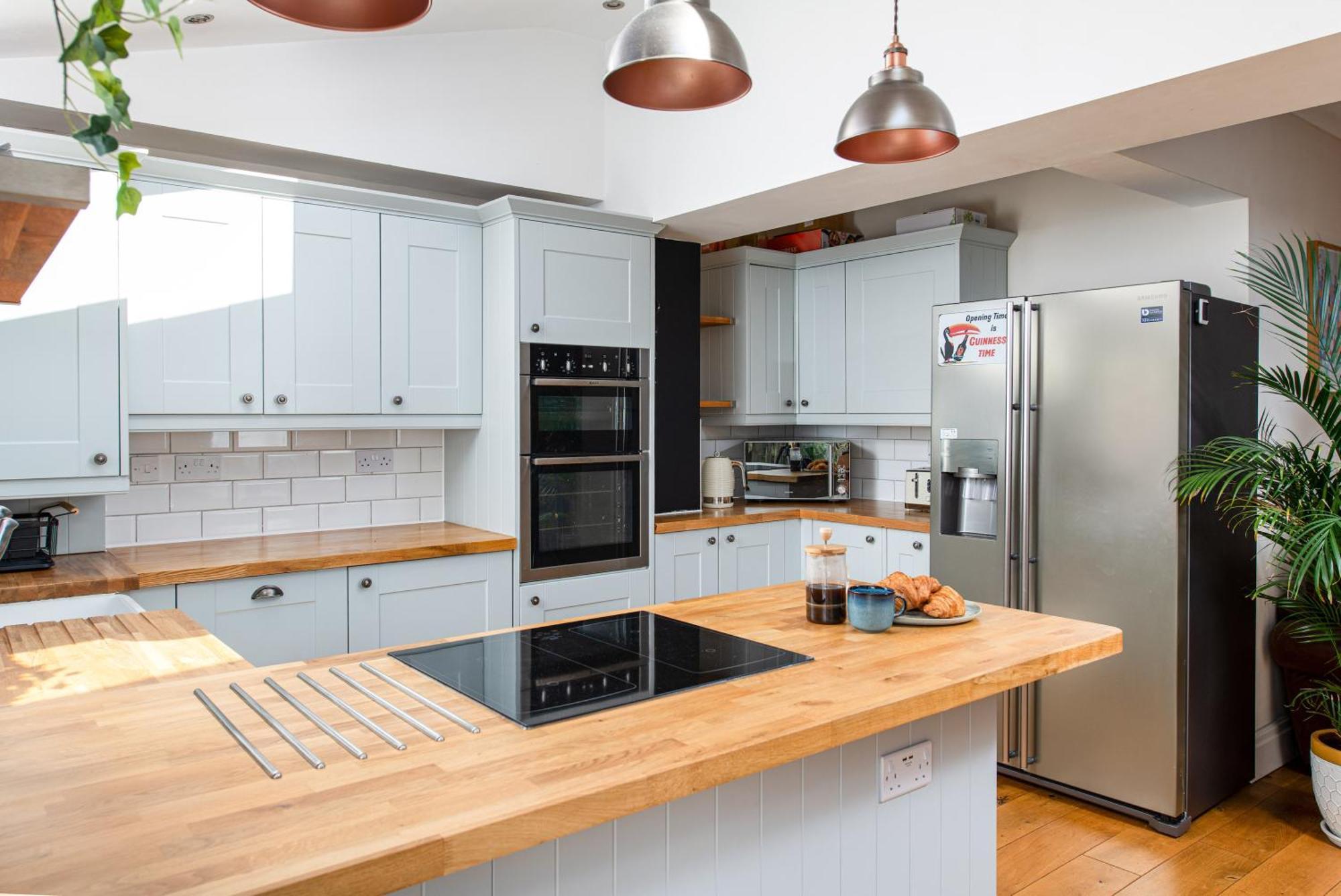 Charming Family Home With Stoves, Garden & Parking Bristol Zewnętrze zdjęcie